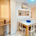 Cozy Close Shopping Centre And Апартаменты Фуэнхирола